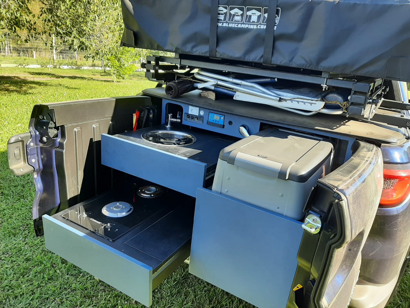 Barraca de teto e acessórios completos de campig