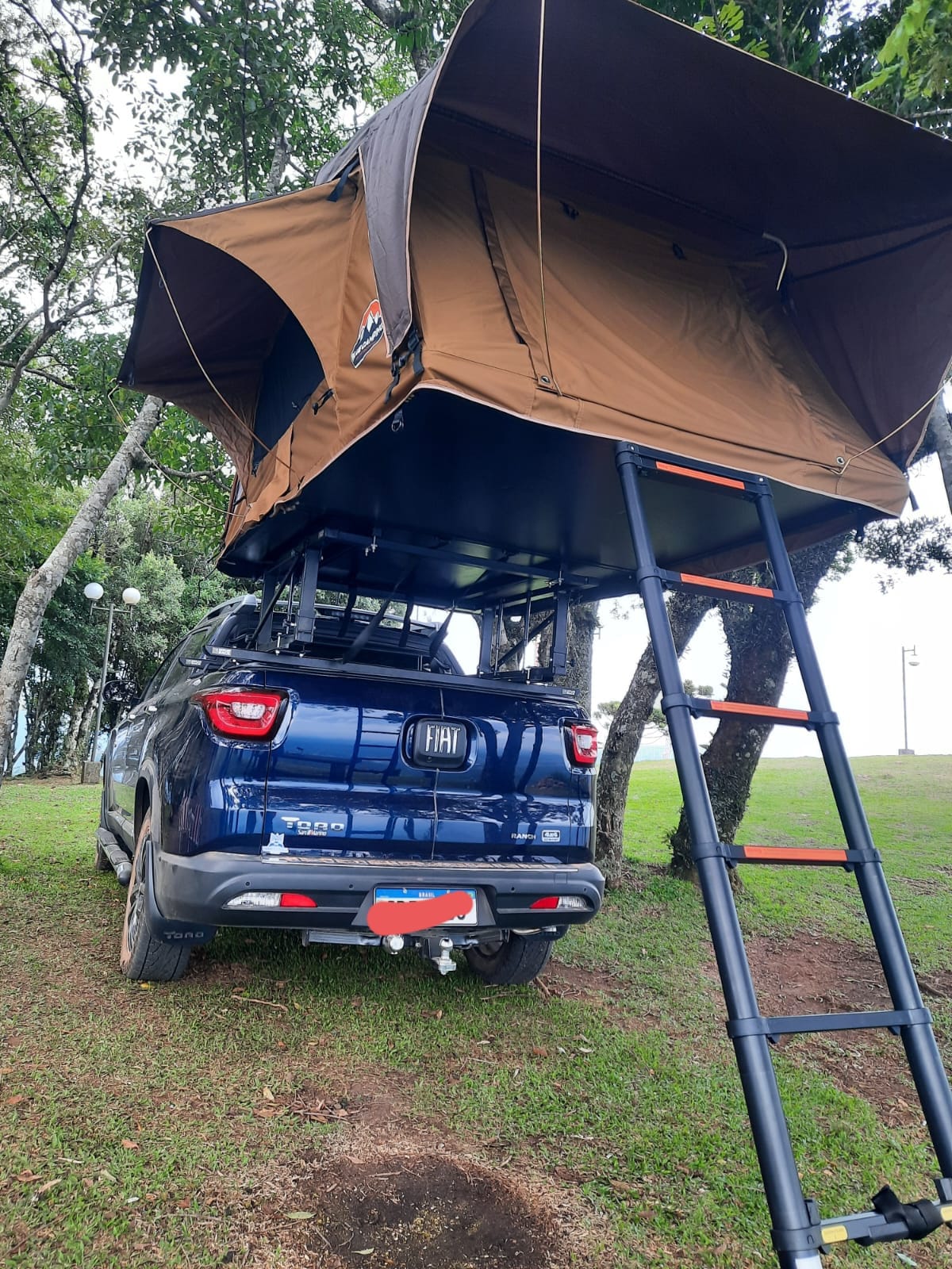 Barraca de teto e acessórios completos de campig