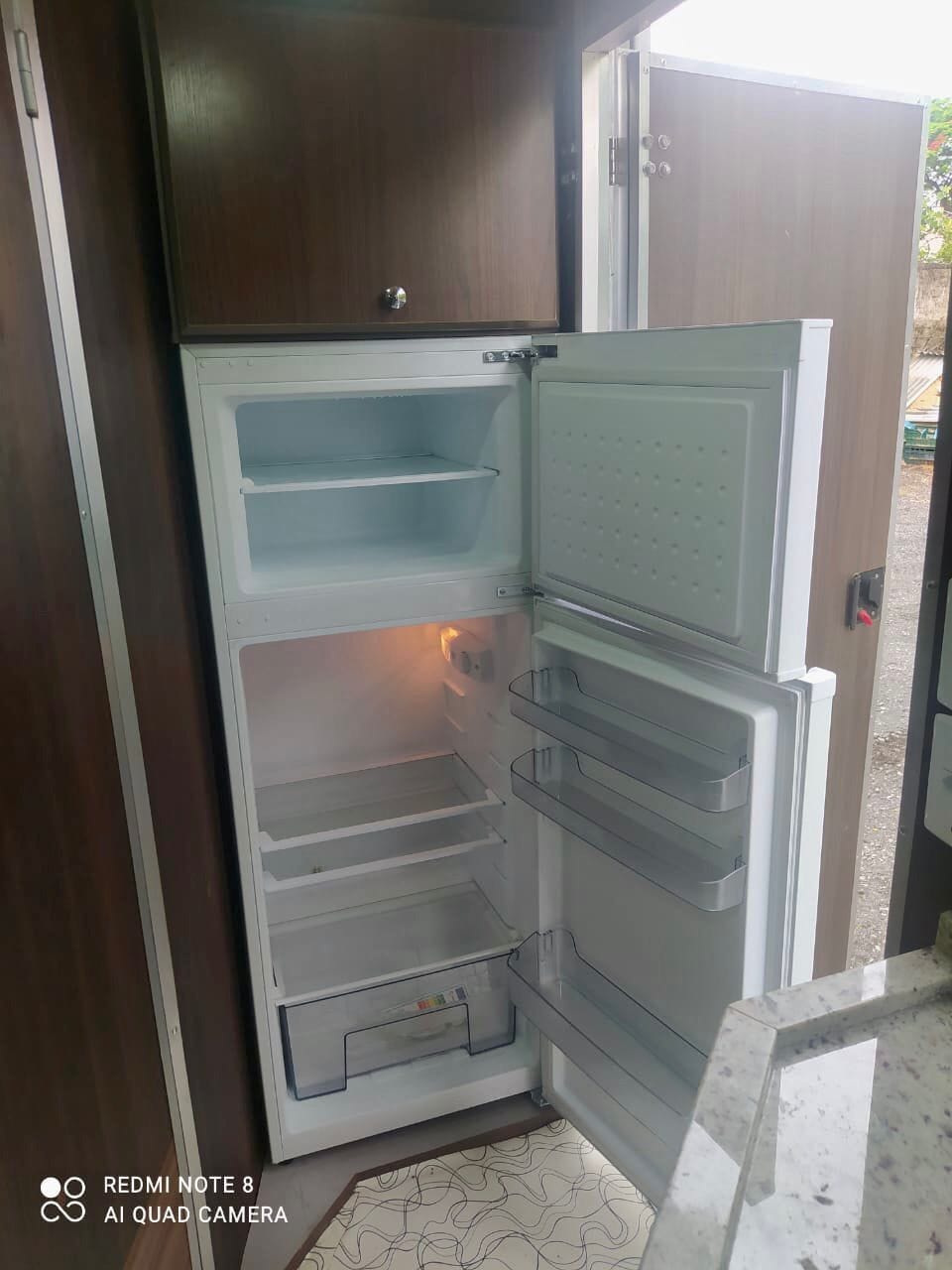 Lindo Trailer 4.5mt pode ser seu!