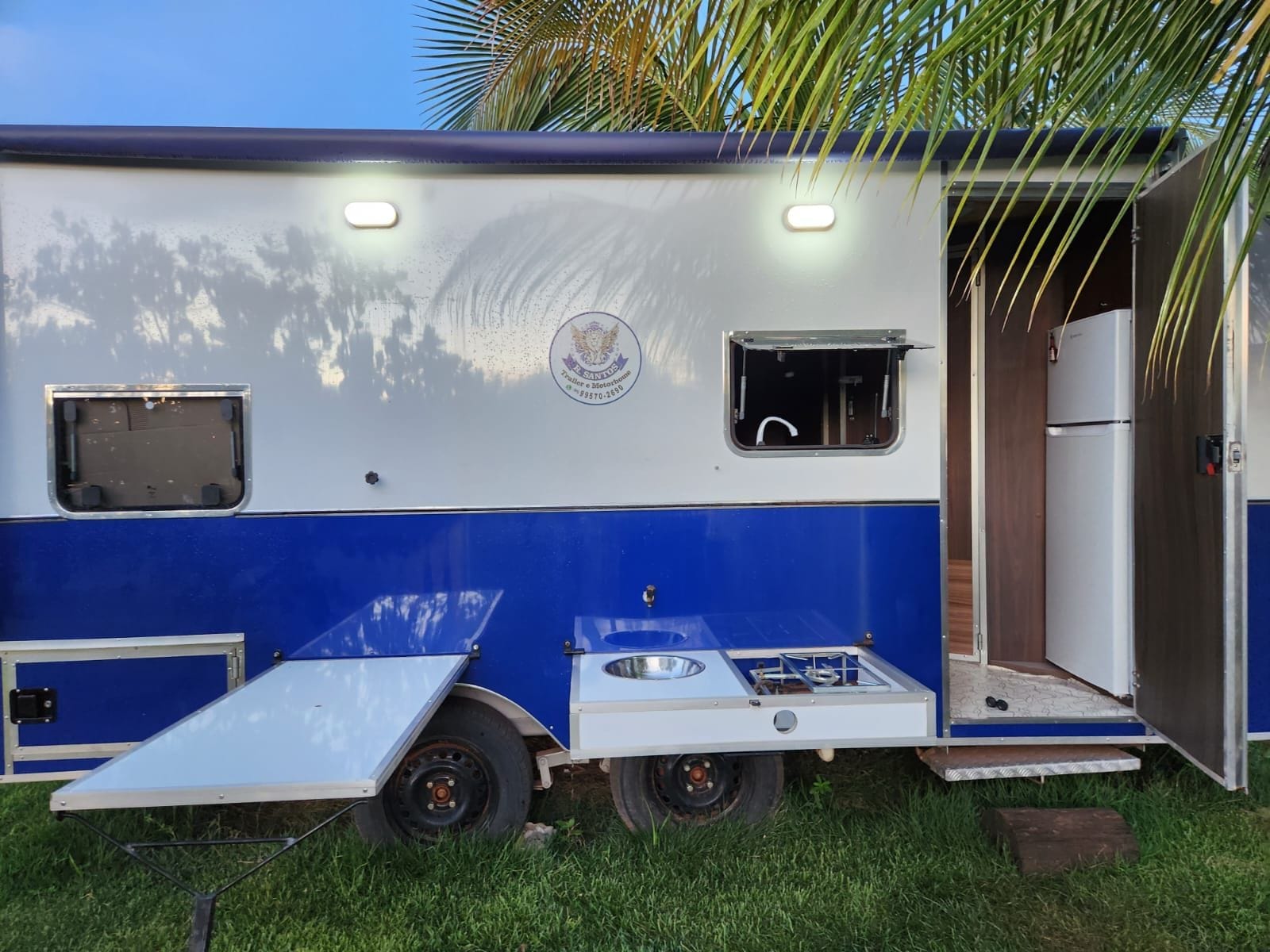 Lindo Trailer 4.5mt pode ser seu!