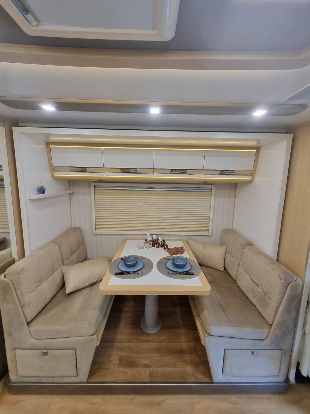 Motorhome Sprinter Luxuoso Completo