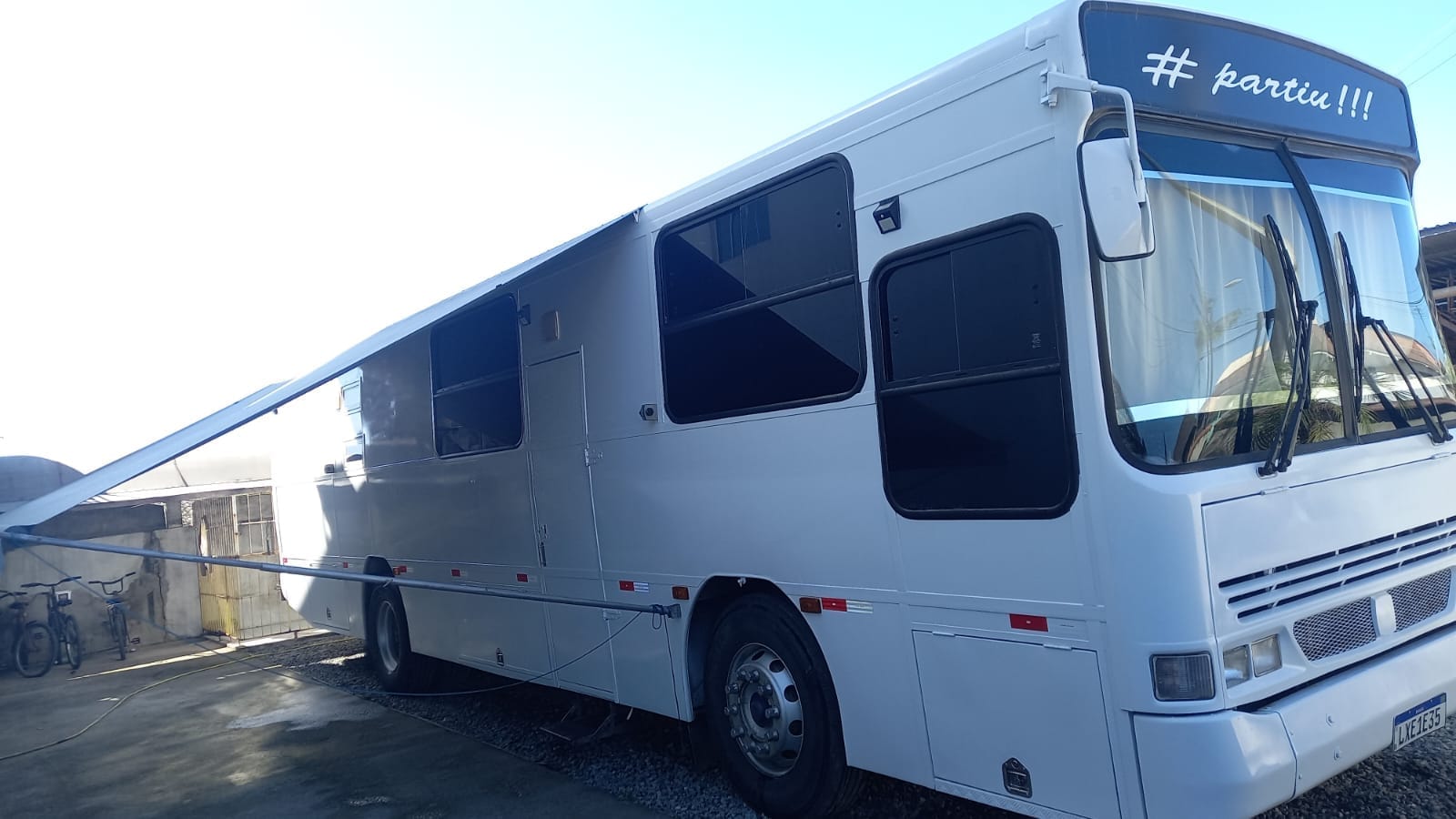 VENDO MOTORHOME ESPAÇOSO .