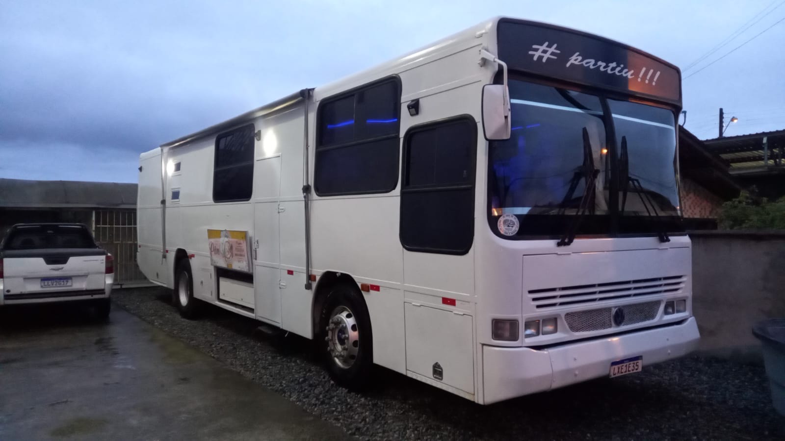 VENDO MOTORHOME ESPAÇOSO .
