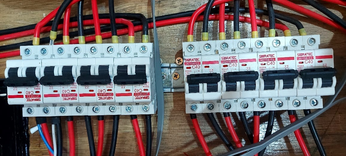 Revisão eletrica, Hidraulica e Instalação de enrgia Solar em Motorhomes e trailers, Região de Ilheus Bahia