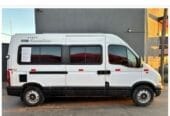 Linda Renault Master com preço reduzido