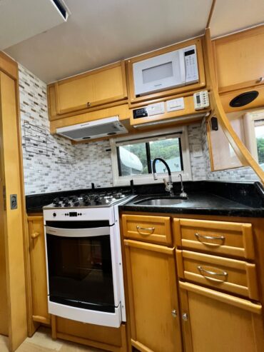 MOTOR HOME INDUSTREILER VITÓRIA STAR, LO915, ANO 2009, COMPLETO, ÚNICO DONO