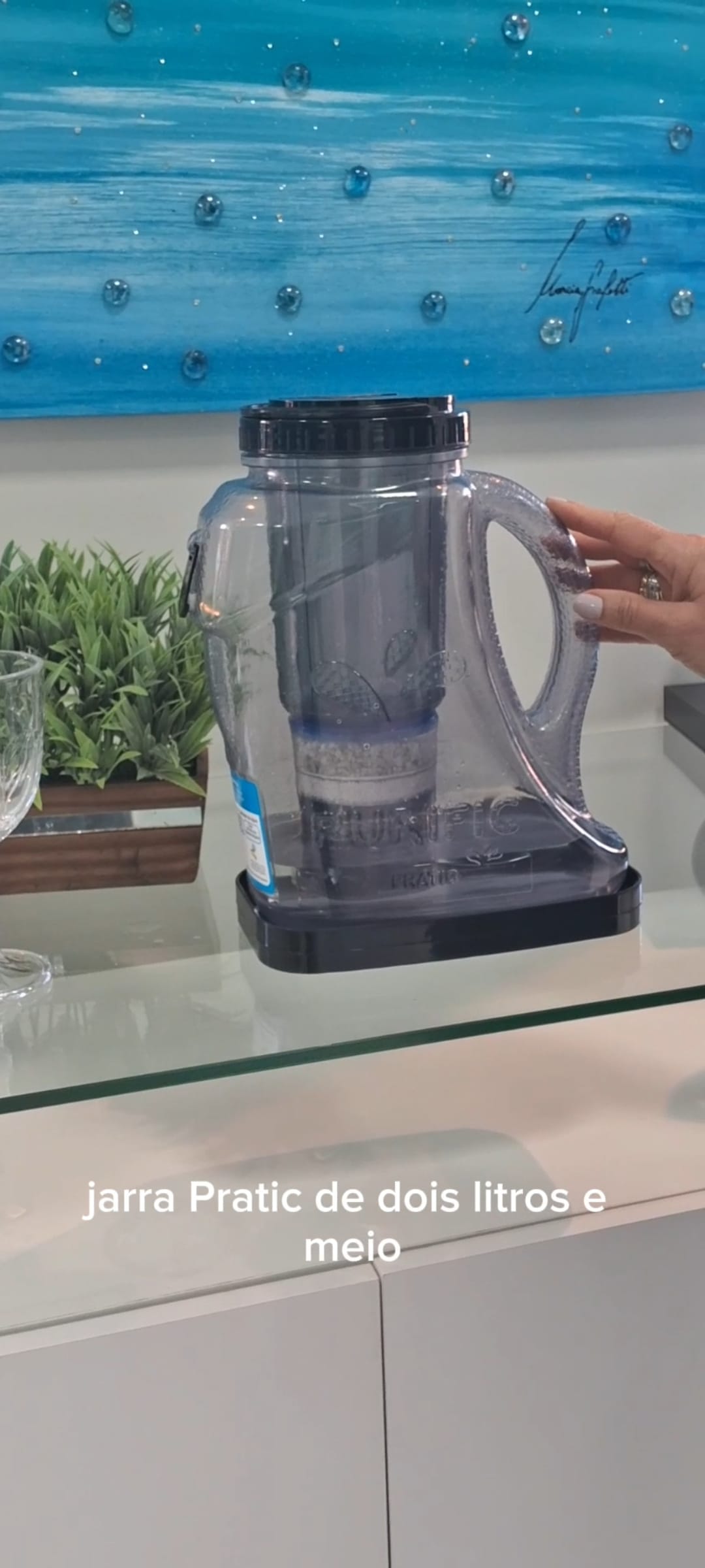 Jarra com filtro.Pratic