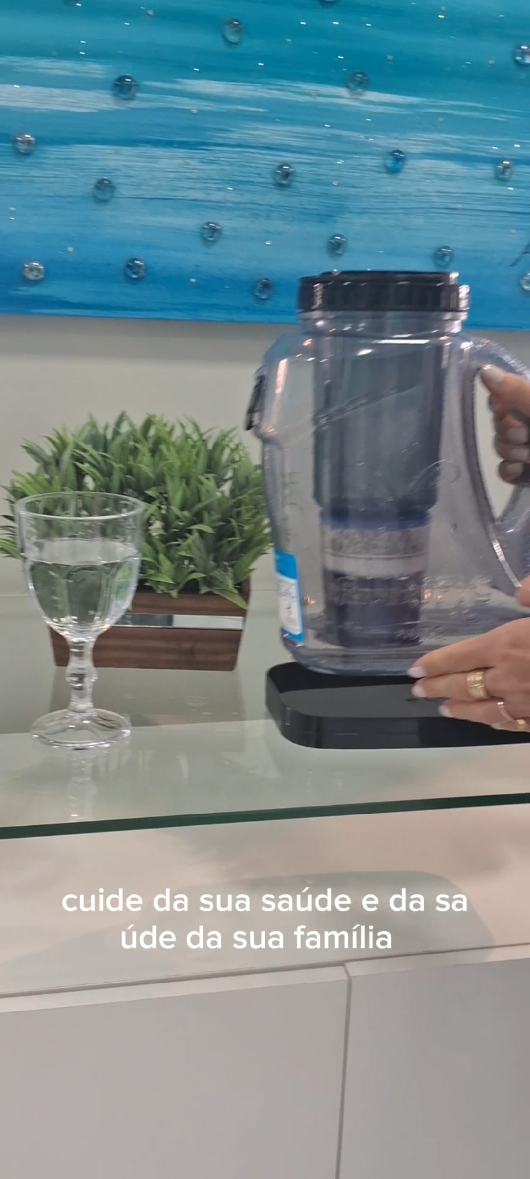 Jarra com filtro.Pratic