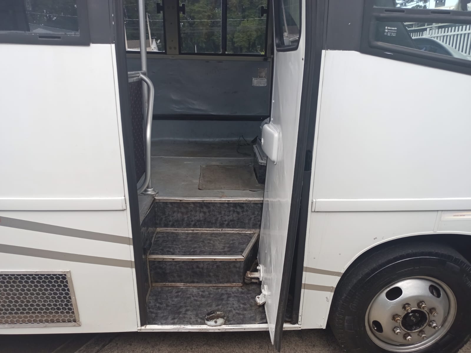 Micro-ônibus Marcopolo Volare A6 Ano 2000 Diesel