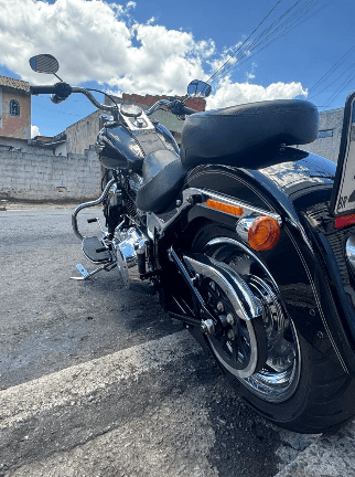 Harley Davidson FatBoy com manual